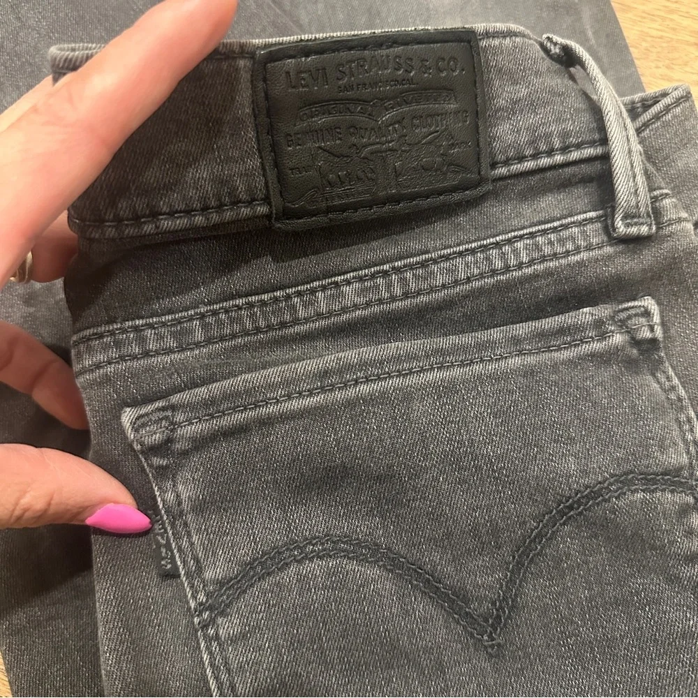 Levi's premium 710 super skinny gray jeans - Picture 3 of 4